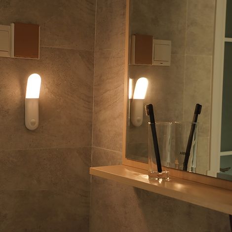 Lampe de couloir magnétique à induction corporelle, lampe murale idéale pour les chambres d'étudiants ou les chambres d'enfants. Lumière naturelle 4000K. (1/5)
