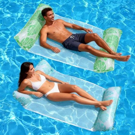 Conjunto de dos piezas: hamaca acuática, tumbona inflable para piscina, material de PVC reforzado, 118 x 68 cm, verde y azul. (1/5)