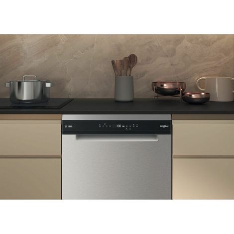 Whirlpool W7FHP43X Lavastoviglie libera installazione 15 coperti Classe C Inox