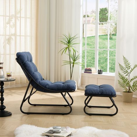 Fauteuil de jardin relaxant avec pouf, chaise longue inclinable confortable, coussin moelleux et repose-pieds, cadre noir et coussin bleu marine, idéal salon, chambre, coin lecture (1/5)