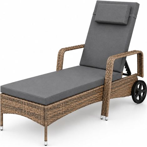 Lettino Solarium In Polyrattan Con Telaio Robusto Schienale Reclinabile Poggiatesta Morbido E Ruote Per Esterni 196 x 72 x 94.5 Cm Marrone Chiaro