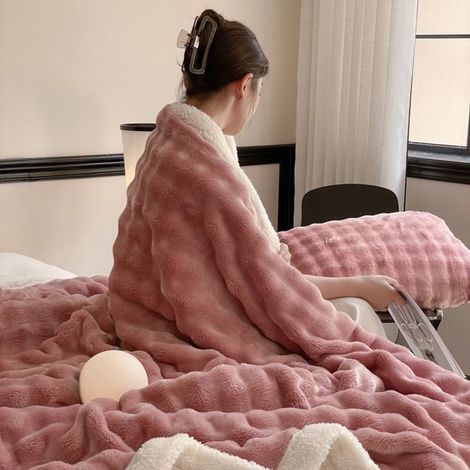 Couverture Chaude Double Couche Bubble Fleece,200x230cm Plaid Polaire Épais en Flanelle et Sherpa, Couverture Hiver Lit Canapé,Rose (1/5)