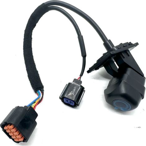 95766-J7000 95766J7000 is suitable for rear cameras in Hyundai and Kia vehicles. (1/4)