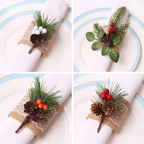 (2 lots par paquet) (4 pièces par lot) (1234) Rond de serviette de Noël rouge baies avec clochette et pomme de pin, décoration de table de Noël 9x7cm, plastique + mousse + tissu (1/5)