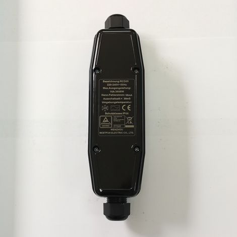 Disjoncteur différentiel (RCD) volant / interrupteur de sécurité intermédiaire (PRCD) 30 mA pour usage extérieur – Noir (1/3)