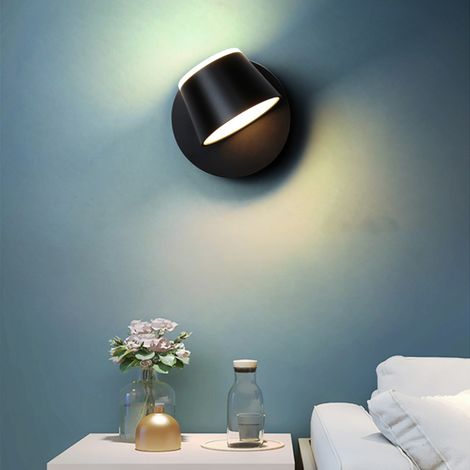 Applique murale minimaliste nordique moderne, rotative, personnalisable et créative, lampe de chevet pour chambre à coucher, applique murale LED décorative pour salon d'hôtel (1/5)