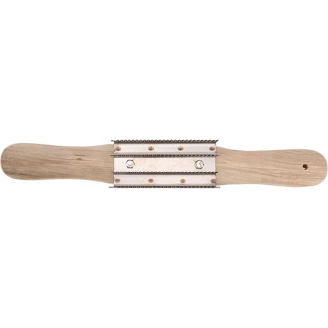 Râteau à polir de 38 cm (15 pouces) avec manche en bois pour le nettoyage des composés et l'élimination des résidus de composés métalliques. (1/5)