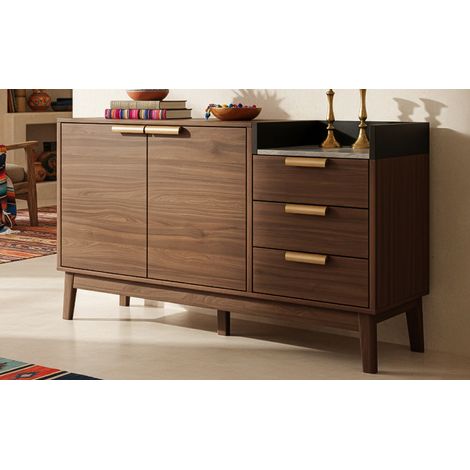 Chambre à coucher avec meuble en bois de chêne, doté d’une finition en marbre. Le meuble dispose d’un espace de rangement ouvert, ainsi que de 3 tiroirs. Dimensions : H77/B120/T40 cm
