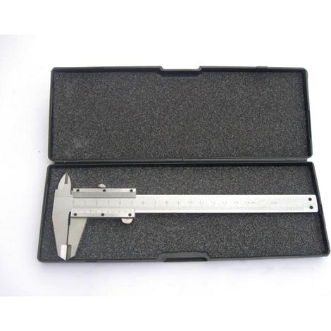 GEKO SUWMIARKA 150mm/0.02/PLAST.PUDEŁKO