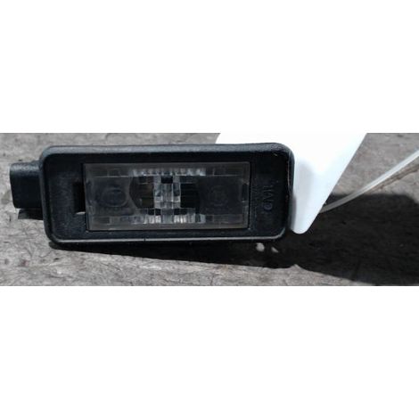 [PRODUIT D'OCCASION] Eclaireur Plaque De Police Droit CITROEN C5 Aircr. ♻️ Ref Oe. 6340g3 - Garantie à vie (1/3)