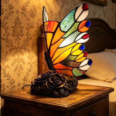 Lampe de table style Tiffany E27, lampe de table style vitrail vintage, veilleuse à motif papillon, lampe de chambre d'enfant aux détails artistiques, veilleuse pour le salon, ampoule non incluse. (1/4)