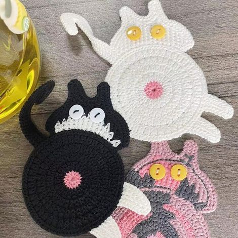 Niedliche Katzenuntersetzer Geschenkidee für Katzenliebhaber Gewebte, kreativ gestrickte Untersetzer für Kaffee und Tee Lustige Isolierung für Ge (1/5)