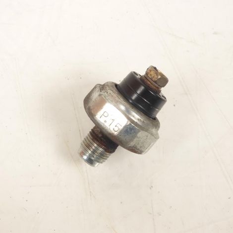 [PRODUIT D'OCCASION] Capteur de pression d huile origine pour moto Suzuki 650 SV à