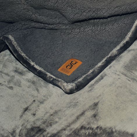 Plaid Grigio Invernale in Pile Anallergico - 130x160cm  Effetto Velluto, Morbido al Tatto, Lavabile in Lavatrice.