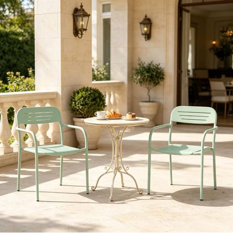 Lot de 2 chaises de jardin en métal vert, empilables, avec accoudoirs et dossier (1/5)