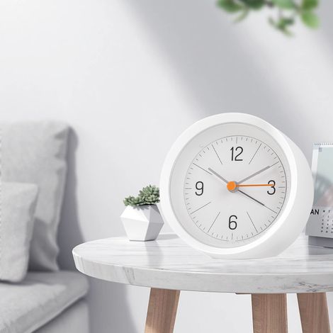 Réveil électronique fiable, mignon et élégant, à panneau transparent, analogique, blanc, pour chambre, étagère ou bureau