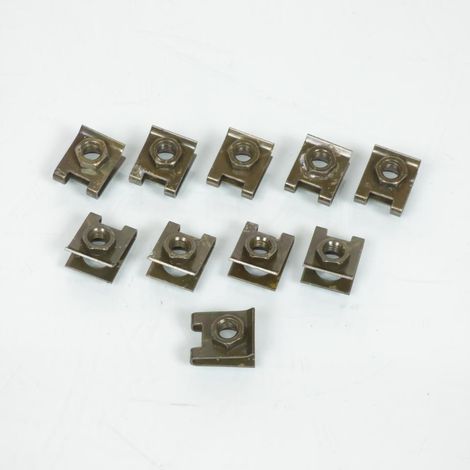 Lot de 10 agrafe de carrosserie carénage M6x1.0 pour plastique (1/3)