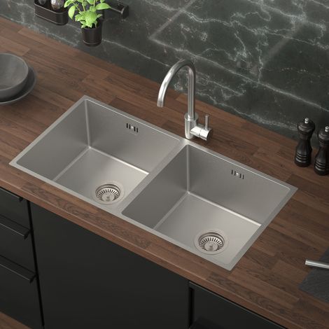 ML-Design Fregadero doble de cocina de dos cubetas y sifón 70x40cm plateado lavabo sobre encimera o enrasado lavamanos con juego desagüe y rebosadero de acero inoxidable anti-condensación (1/5)