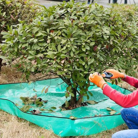 Planting Mat for Pruning with 12 Inch Hole, Tree Pruning Waterproof Garden Landscape Tarp, 4 Corners with Corner Loops Can Stand Around Trees and Shrubs (1/5)