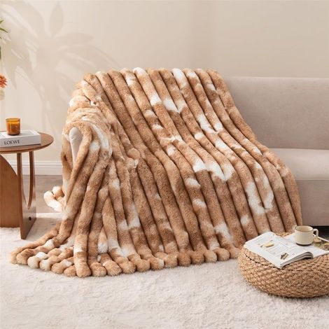 Housse de Canapé Chaud – 150 x 200 cm, kuschelig weiche Tagesdecke, leichter Sofaüberwurf, Kunstfellimitat (Kaninchenfell-Optik)