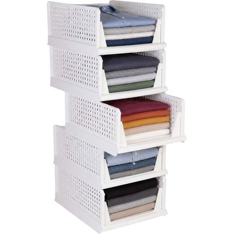 Set di organizer per armadio, composto da 5 scatole bianche impilabili. (1/5)