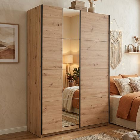 Großer Kleiderschrank Pasturo, Schlafzimmer Schrank mit Kleiderstange, 2 Einlegeböden, Schiebetüren, 145,5x217,5h cm Eiche-Optik (1/5)