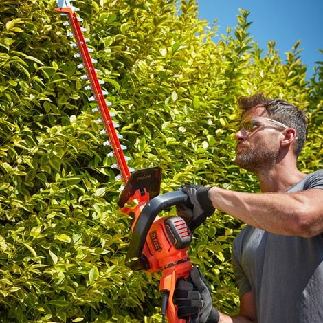 Tagliasiepi 650 W lama 60 cm con seghetto - Black + Decker BEHTS 551-QS (1/4)