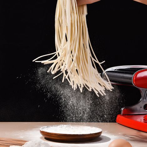 Machine à nouilles à ventouse domestique, petite presse à nouilles multifonctionnelle, rouleau à nouilles manuel, pour raviolis et wontons, modèle chinois rouge à ventouse avec 3 lames (1/5)