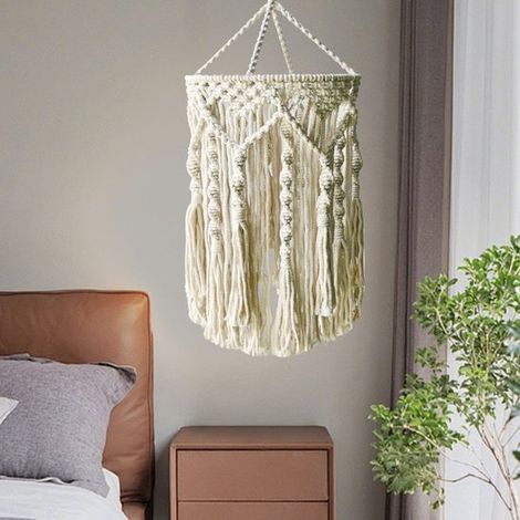 Abat-jour scandinave bohème fait main en corde de coton tressée, suspension ronde à pompons, idéale pour la décoration intérieure de chambres d'hôtes et de cafés. Diamètre : 30 cm, longueur totale : 7 (1/2)