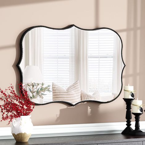 Miroir mural décoratif Euri à cadre en bois festonné (1/5)