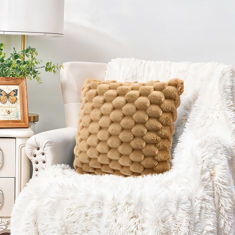 2-pack Khaki Comfortable Soft Snowflake Velvet Pillowcases 45cm W x 45cm D (1/5)