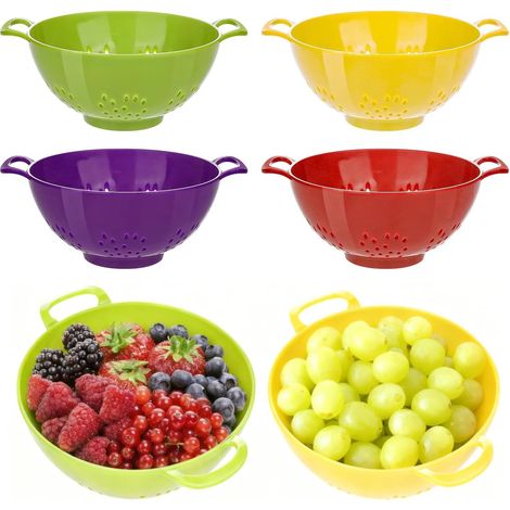 Un ensemble de quatre petites passoires alimentaires 19 cm diamètre en plastique adaptées pour égoutter les fruits légumes et pâtes. ROG01 (1/5)