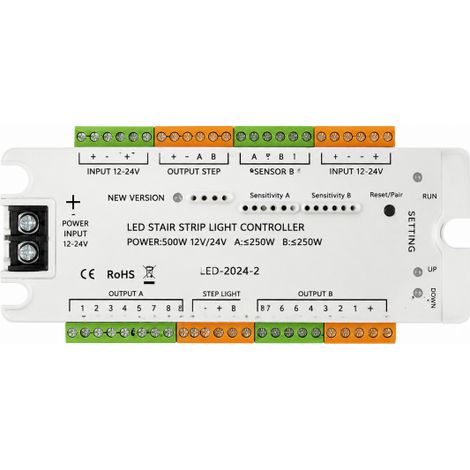 UNIVERSO CT-32 CONTROLLER LED AUTOMATICO PER SCALE FINO A 32 GRADINI 12V/24V DC 500W CON 2 SENSORI DI MOVIMENTO EFFETTI LUCE SEQUENZIALI PROTEZIONE CORTOCIRCUITO