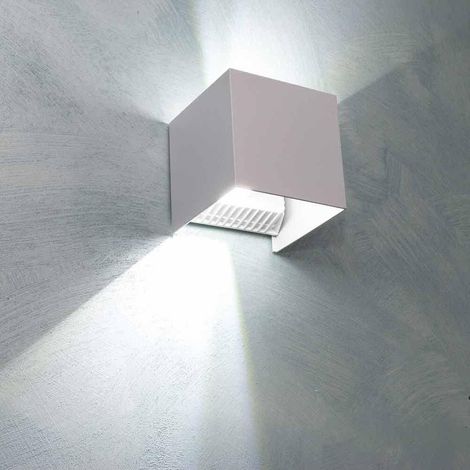Applique A Parete Faretto 52 Led Luce Bianca 22 Watt Esterno Interno Ip65 Es66gf (1/4)