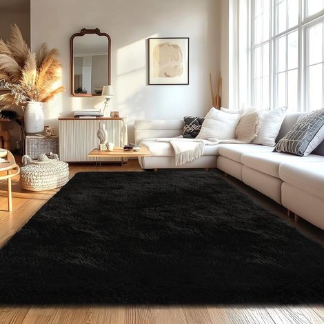 Tapis à Poils Longs 150x240cm Noir, Tapis Doux antidérapant Moelleux Grand tapis pour salon, chambre et espace jeu, confortable pour toute famille et animaux domestiques, avec base antidérapante (1/5)
