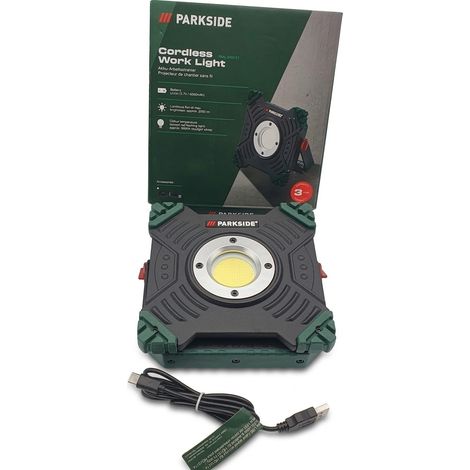 - Projecteur de chantier sans fil - 2000lm - IP65 - Batterie 6000mAh - Robuste et rechargeable - Voir photos