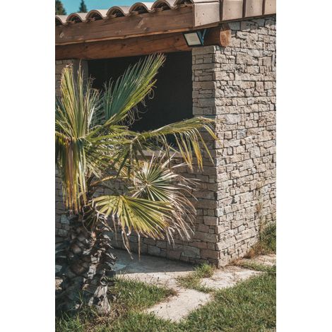 Plaquette de parement en granit – Format en Z 20x55-60 cm – Épaisseur 3,5-4,5 cm – Pour support en béton – Vendu par boîte de 1 m² - 20x55-60x3