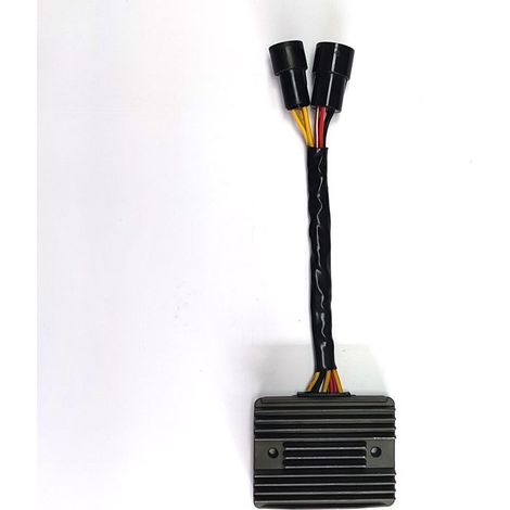 Voltage regulator and rectifier for motorcycles, compatible with Kawasaki Ninja ZX-9R, ZX-12R, ZX12R 2000-2005 models. (1/4)