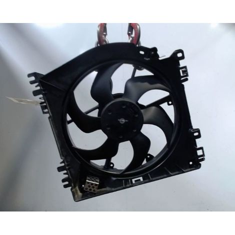 [PRODUIT D'OCCASION] Moteur Ventilateur Radiateur RENAULT Clio III 2010- ♻️ Ref Oe. 7701068310 - Garantie à vie (1/3)