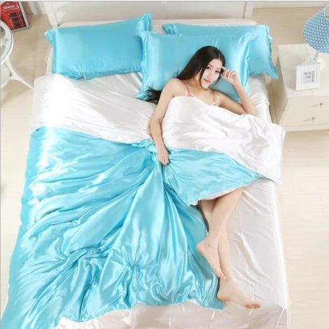Housse de Couette - 220x240cm - Polyester Doux - Bleu Clair et Blanc - 4 Pièces (1/4)