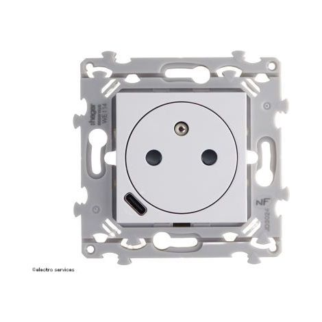 Hager – Prise de courant affleurante 2P+T avec USB-C – Courant 16A – Tension 250V – Encastrable pour tableau électrique – IP20