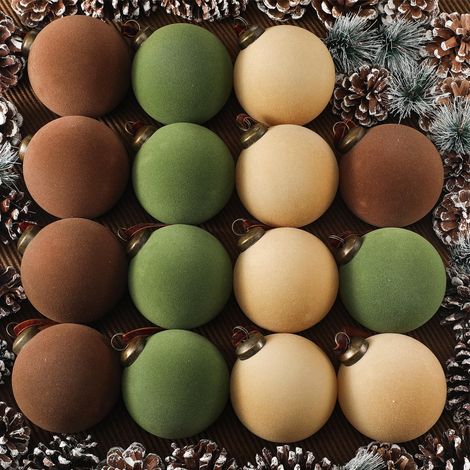 Lot de 15 Boules de Noël en Velours floquées en Vrac pour Sapin de Noël - Boules décoratives en Plastique à Suspendre (Marron, Vert, Beige, 8,9 cm) (1/5)