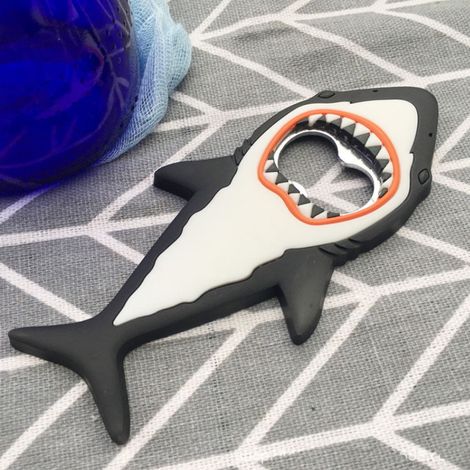Ouvre-bouteilles - Forme De Requin - Avec Aimant Intégré - Pour Cuisine Bar Extérieur - 1 Pièce (1/3)