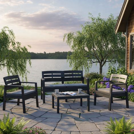 Dmora Outdoor-Lounge-Set Massa, Gartengarnitur mit 2 Sesseln, 1 Sofa und 1 Couchtisch, Innen- und Außensitzgruppe mit Kissen, 100 % Made in Italy, Anthrazit (1/3)