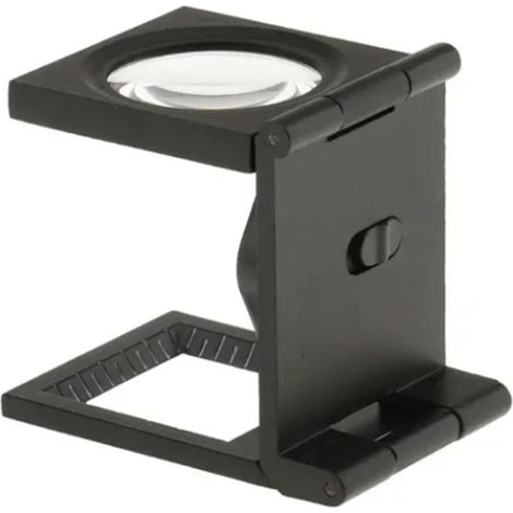 Loupe, loupe Pliante 10X Haute résistance avec éclairage à échelle et Batterie pour Bijoux, Livres de Lecture pour Personnes âgées (1/5)