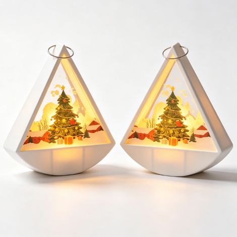 Juego de 2 farolillos colgantes LED triangulares para árbol de Navidad, para colocar o colgar. (1/4)