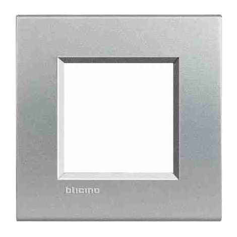 BTILNA4802TE Plaque carrée Livinglight à 2 modules