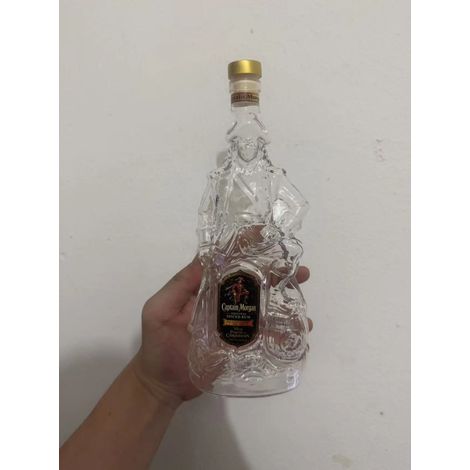 Carafe à whisky Captain Morgan en forme de pirate, 350 ml, en verre transparent sans plomb, style pirate des Caraïbes, idéale pour conserver les spiritueux. (1/5)