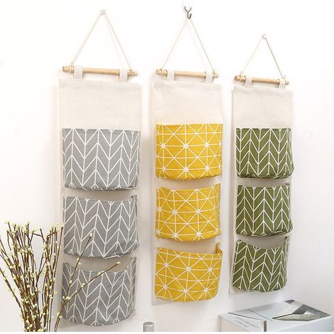 Ensemble de 3 jolis sacs de rangement suspendus en lin pour ranger de petits objets derrière des portes pliantes. (1/5)