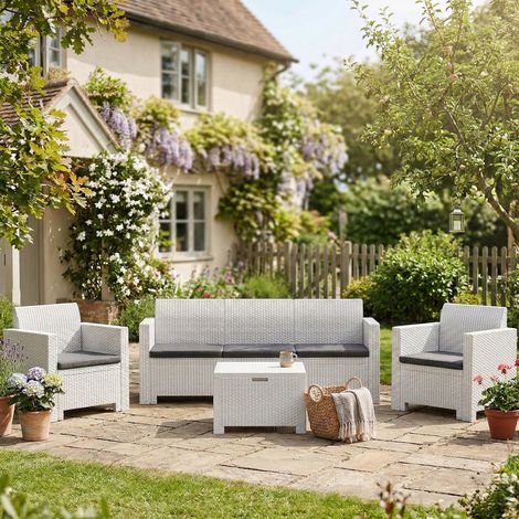 Dmora - Conjunto de salón exterior Dmüh, Conjunto de jardín con cojines, Zona de estar interior efecto ratán, 100% Made in Italy, Blanco (1/5)